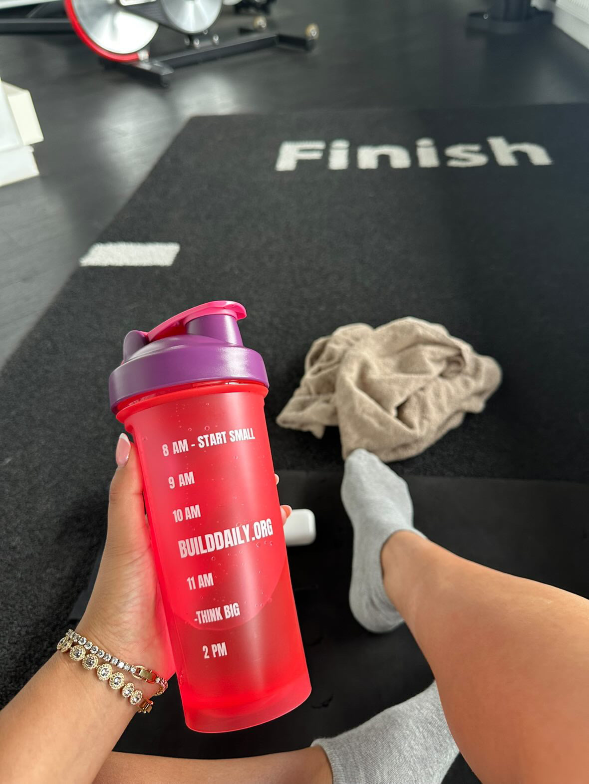 FIERCE BERRY - Strength with Style